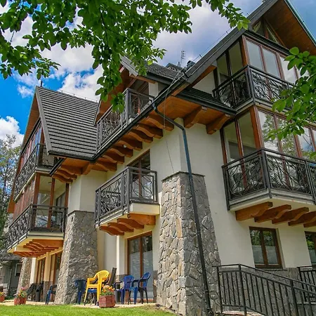 Magnolia Centrum Taras زاكوباني